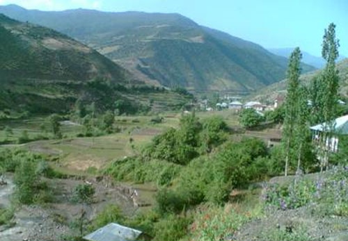 روستای مومج خیل